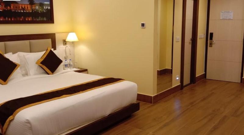 Hotel Rimi International Agartala Exterior photo